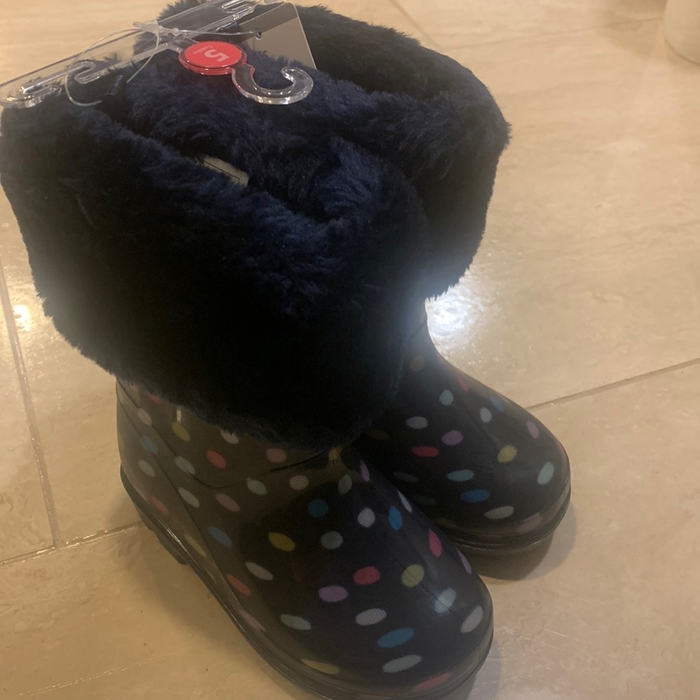 Carters Boots